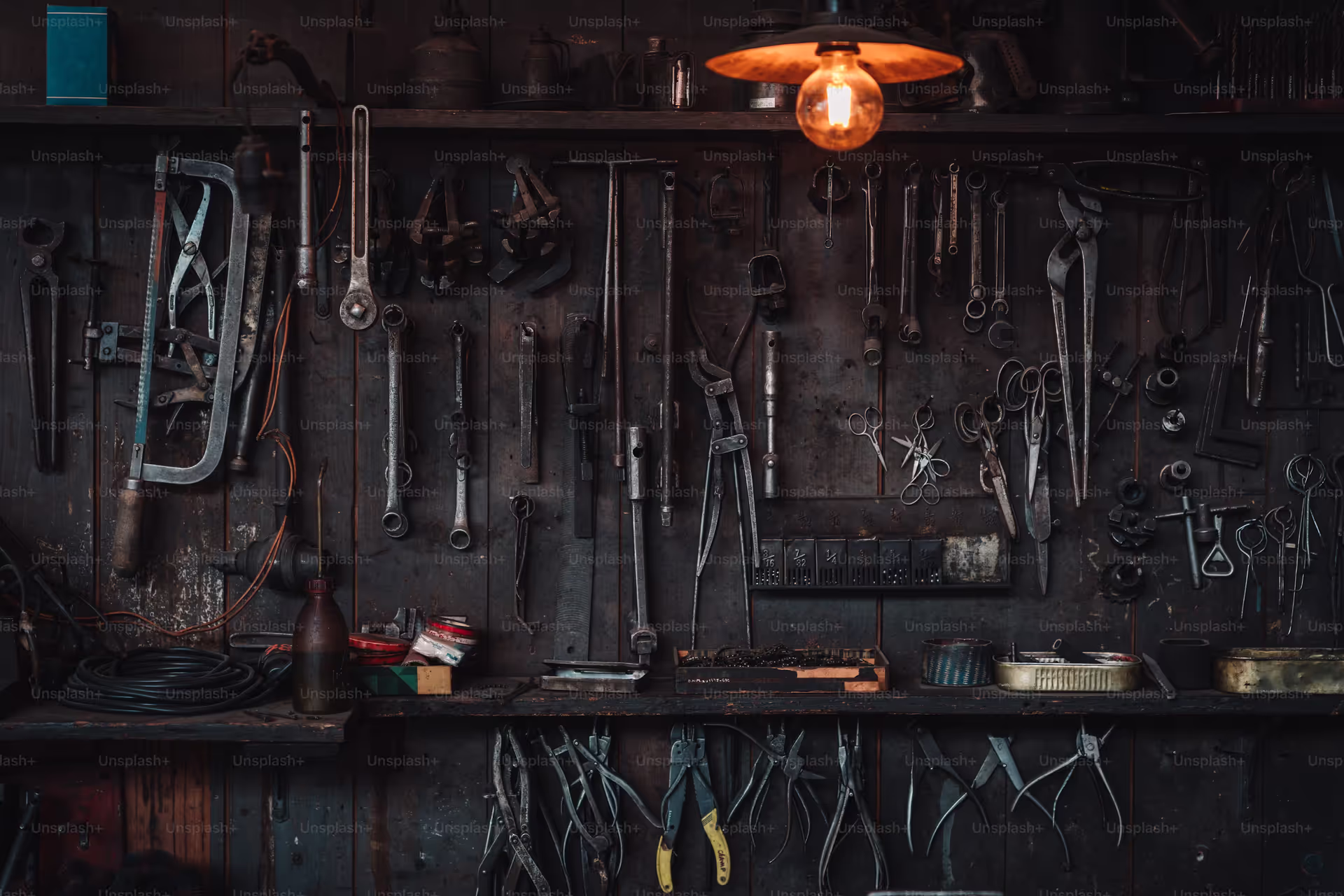 Extending LLM Capabilities with Custom Tools: Beyond the Knowledge Cutoff